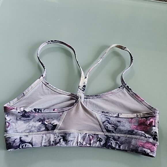 Lululemon Athletica Sports Bra - Picture 2 of 4